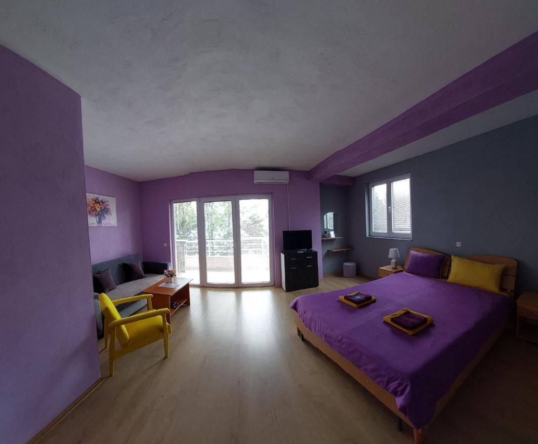 Ps Apartments - Peshtani Peštani Exteriör bild