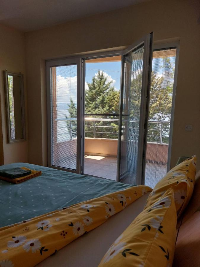 Ps Apartments - Peshtani Peštani Exteriör bild