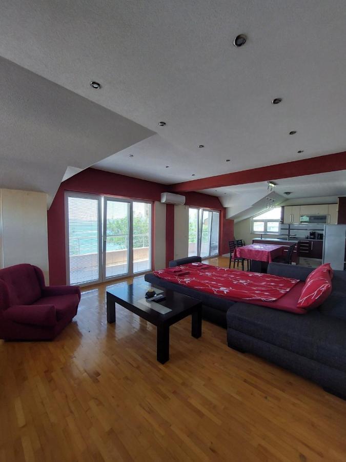 Ps Apartments - Peshtani Peštani Exteriör bild
